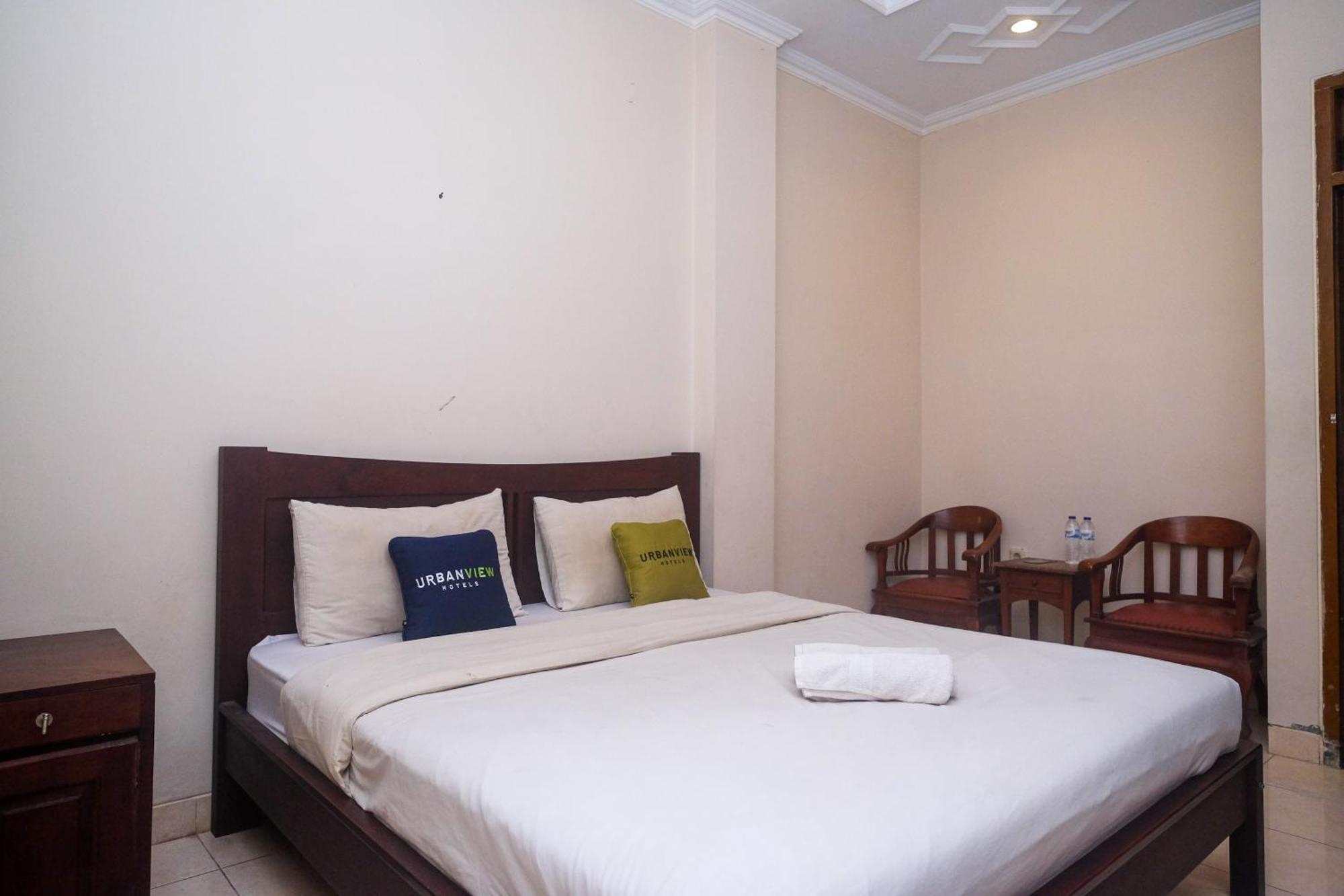 Urbanview Hotel Pondok Anggun Yogyakarta By Reddoorz Maguwo Exterior foto